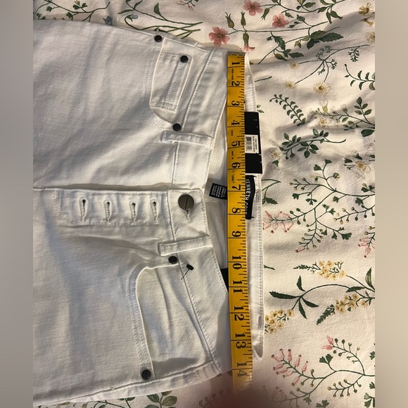 Kennet Cole Jeans - Picture 7 of 12